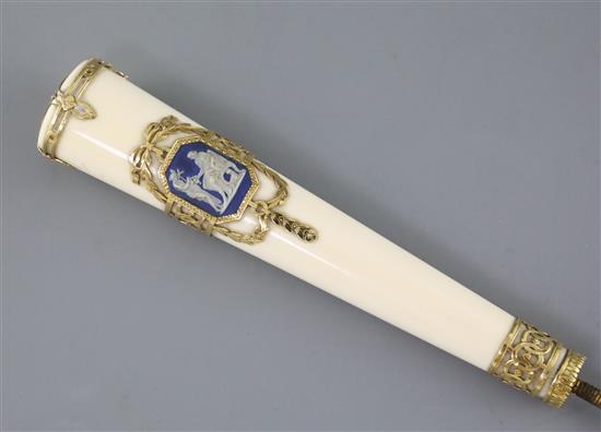 A Swiss gold-mounted ivory parasol handle, H.6in.